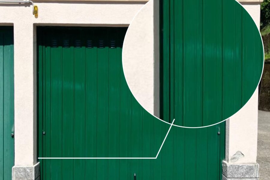 Porte basculanti salva-specchietto: la soluzione ideale per garage stretti